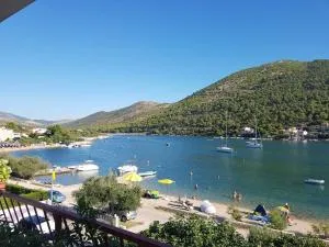 Grebaville Apartment - Grebaštica