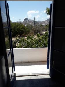 O MOLOS Skyros Greece