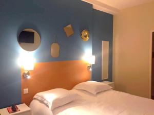 Hotels Le Clocher de Rodez Centre Gare : photos des chambres