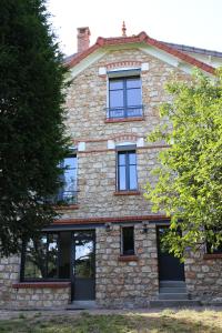 Appartements A la meuliere d'Orsay, vue sur la vallee, au calme : photos des chambres