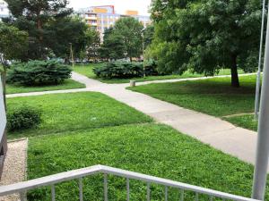 JEDENAST.SK, Námestie kozmonautov 5 Apartmán