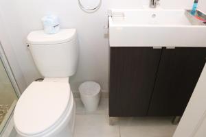 A Stylish Stay w a Queen Bed, Heated Floors.. #23