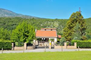 Imanje Pavićević Slap na Zeti