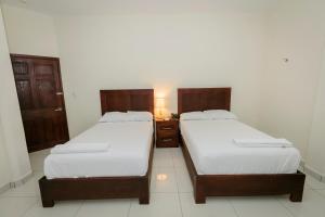 Hotel Mediterraneo Inn