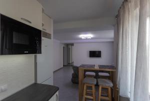 Apartment on Peremohy Ave 20
