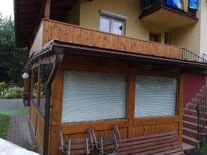 POKOJE i APARTAMENT DO WYNAJECIA