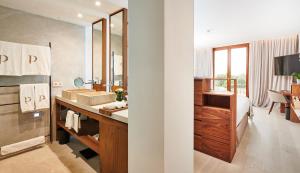 Premium Double Room with Sea View and Spa Access room in Es Princep - The Leading Hotels of the World