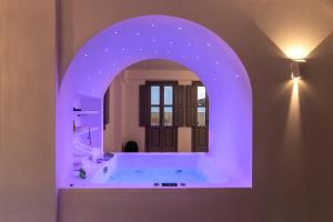 BlackStone Luxury Suites Santorini Greece