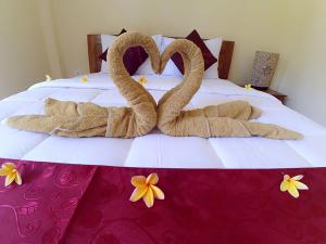 Sunrise coconut House