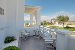 Miland Suites Milos Greece