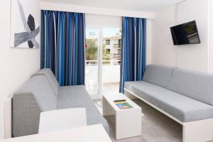 Premium Studio room in HSM Lago Park Apartments
