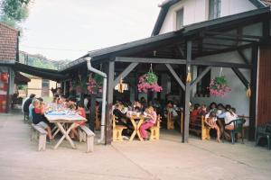 Vizimalom Kemping, Panzió és Étterem