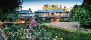 The FarSide Country Manor