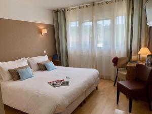 3 star hotell Brun Saint-Lattier Prantsusmaa