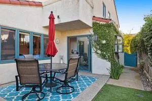 Sunny's Santa Barbara Beach House - Montecito