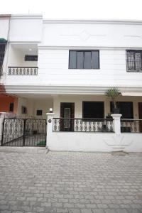villas holiday family home service - Unrated properties in Surat