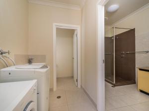 Seafront Unit 60