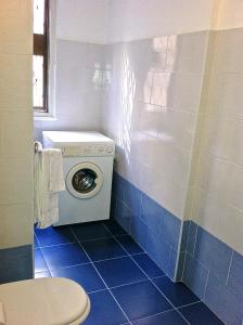 Doppel-/Zweibettzimmer mit Balkon
