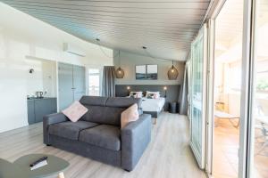 Hotels Hotel Restaurant Le Grand Large - Face a la plage - Ile de Re : photos des chambres