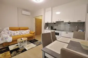 Apartamentos Playa Compostela - 维拉加尔西亚·德·阿劳萨