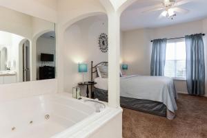 Hideaway at Holiday Hills