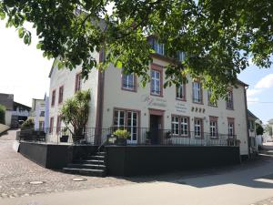 Hotel Gästehaus Sektstuuf St. Laurentius Leiwen Deutschland