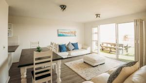 Voir la Mer - Blouberg Beach