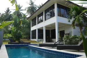 Twin Villas Apartment with Swimming Pool for 2 houses - Ban Madua Wan