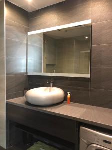 Art Academy Apartment