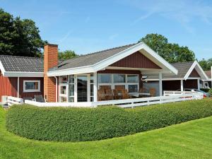 8 person holiday home in Sjølund-By Traum - 4hvězdičkové hotely ve městě Binderup Strand