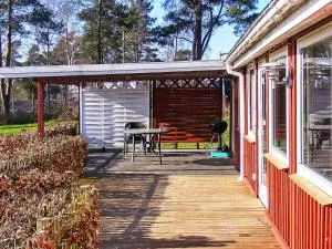 Two-Bedroom Holiday home in Vordingborg 2 - Bogø By