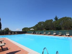 Spacious farmhouse with pool
