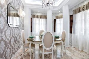 ECO CENTER GRANATENSIS free parking