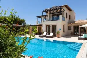 Aphrodite Hills Rentals - Superior Villas - Kouklia