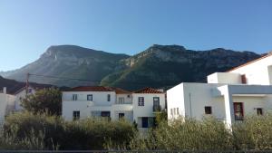 Kyfanta, studios & apartments in Kyparissi