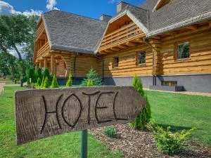 Hotel Przy Dworze - Łuzki