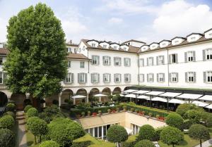 Four Seasons Hotel Milano - AbcAlberghi.com