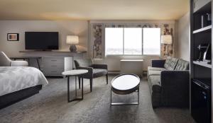 Holiday Inn Montreal Longueuil by IHG