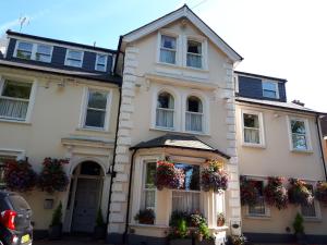 hotelImage