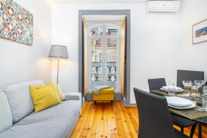 Lisbon Prime Aparts - Prata