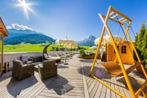 Hotel Castel Oswald von Wolkenstein - كاستيلِروتّو