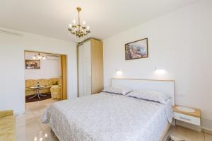 Apartment in Novi Vinodolski 15274