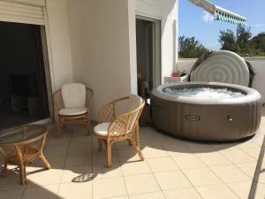 Meublé Homard avec jacuzzi et vue mer - 圣吉尔莱班