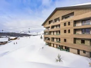 Apartment in ski Village les Saisies - Hauteluce