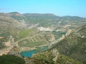 Alquiler en importante zona de escalada !! - Cubells