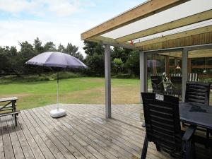 Three-Bedroom Holiday Home  room in Holiday Home Torskevej