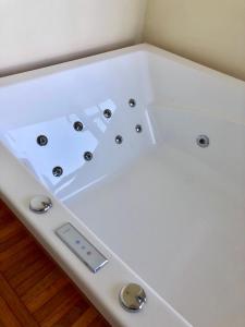 SEA TOWERS PENTHOUSE 28-29 Two-Floors Sea View Panoramic Terrace 110m2 !!! Jacuzzi