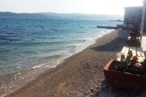 Vacation house near sea & beaches with HEATED POOL & BBQ