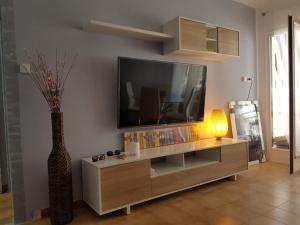 Apartamento excepcional,piscina y 100m de la playa, parking gratis!!