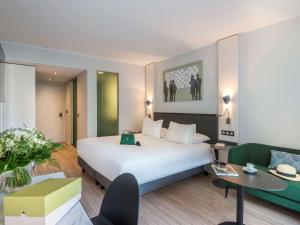 Superior Room with One Queen Bed and One Sofa room in Mercure Ajaccio